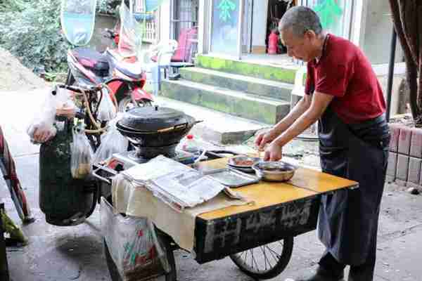 成都甜不辣研究报告，这才是真资格的老成都味道……