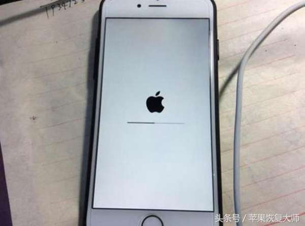 越狱后的iPhone是个什么样子？看完这些再考虑要不要越狱