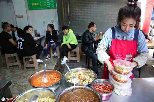 餐饮创业丨那些外卖店是靠什么盈利的？你觉得外卖店好做吗？