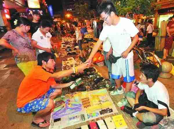 无锡夜市地摊什么买的最火（最挣钱地摊产品推荐）