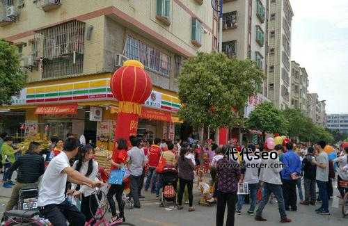 居民小区边上做什么生意（小区附近开店做什么生意好）